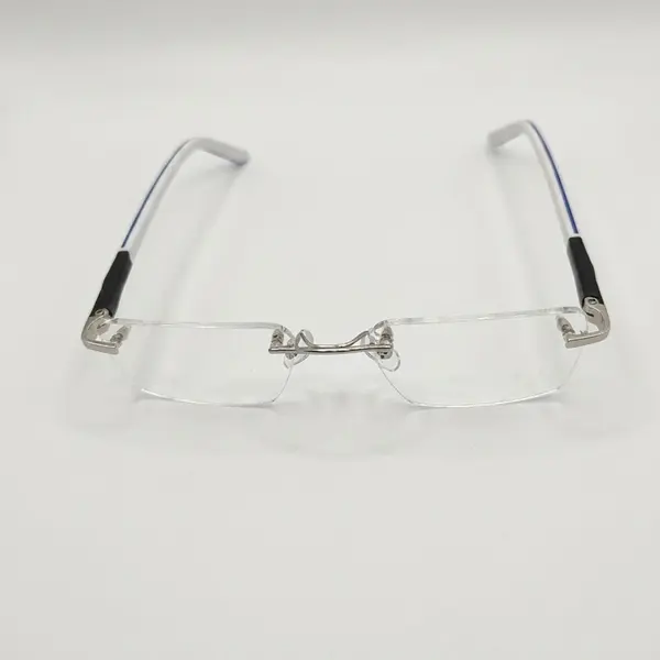 Effortless - affordable eyewear at Oll Glasses